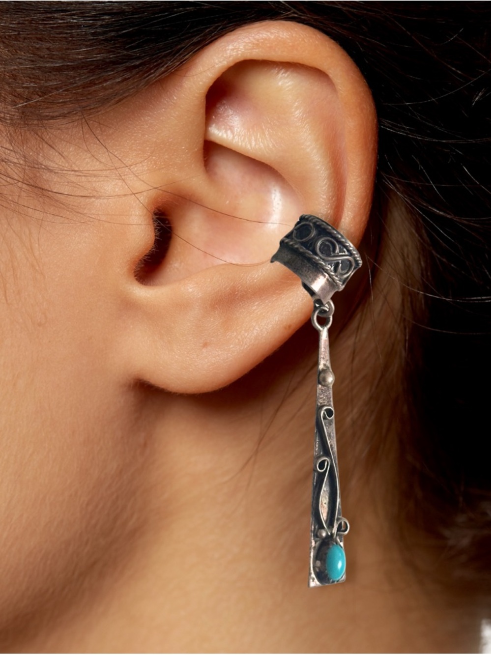 Sterling Silver Ear Cuff with Real Turquoise Stone Vintage Jewelry - Picture 5 of 6